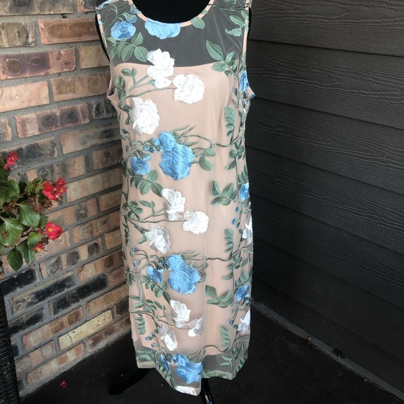 Calvin Klein Dresses & Skirts - Calvin Klein floral embroidered dress size 12 NWT